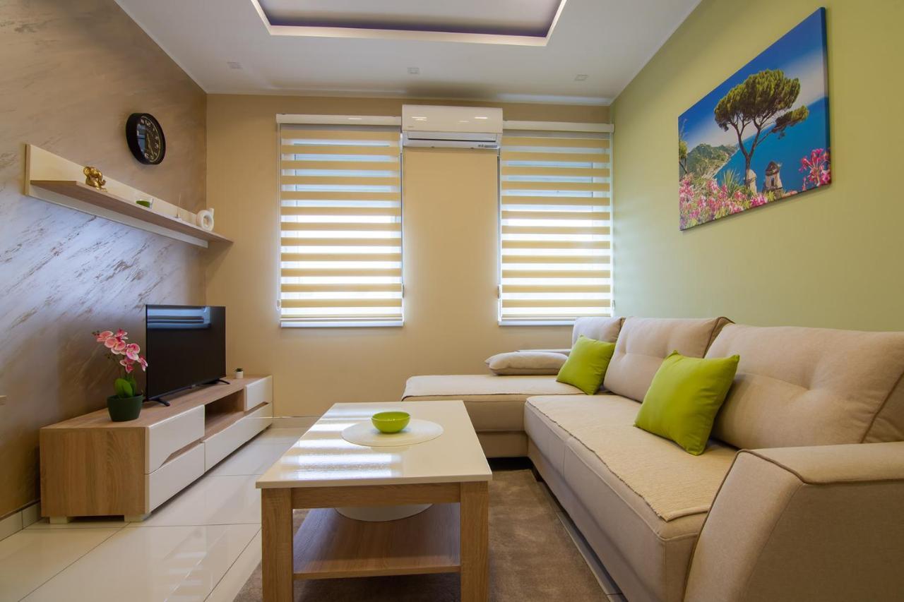 Jana Apartmani Belgrade Exterior photo