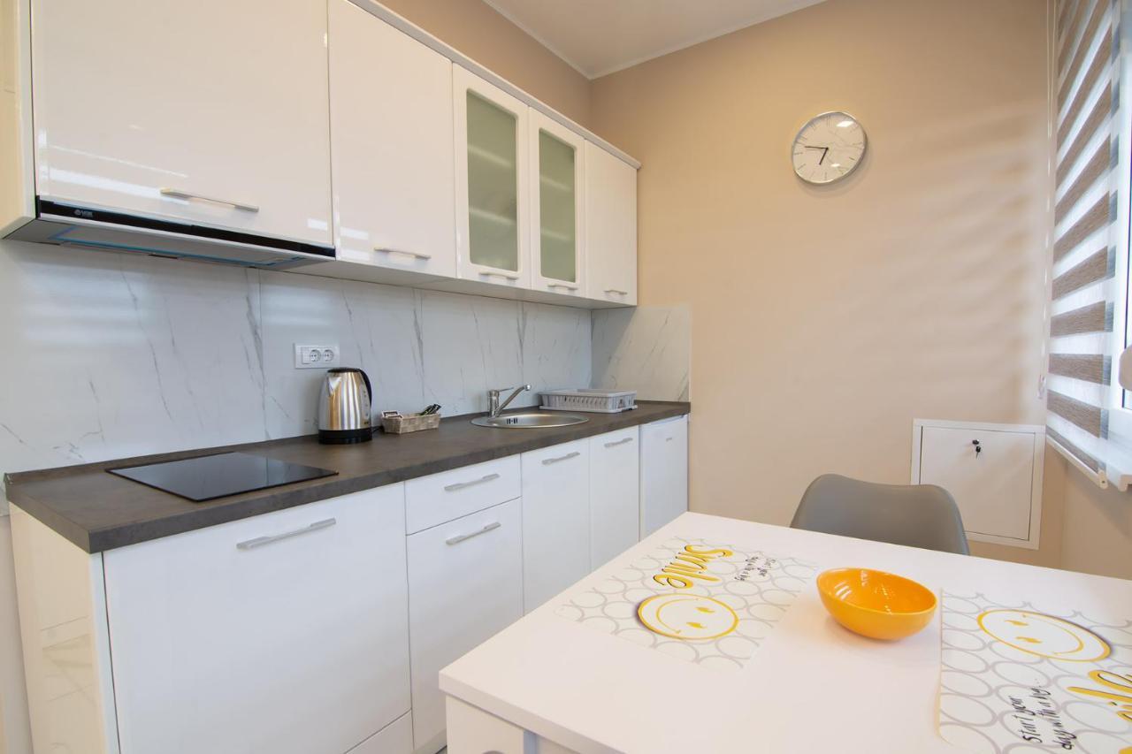 Jana Apartmani Belgrade Exterior photo